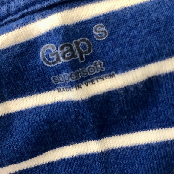 🟢[GAP] “Supersoft” Striped V-Neck Henley - Picture 7 of 13